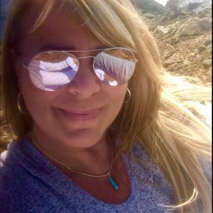 Meet your Posher, Angela